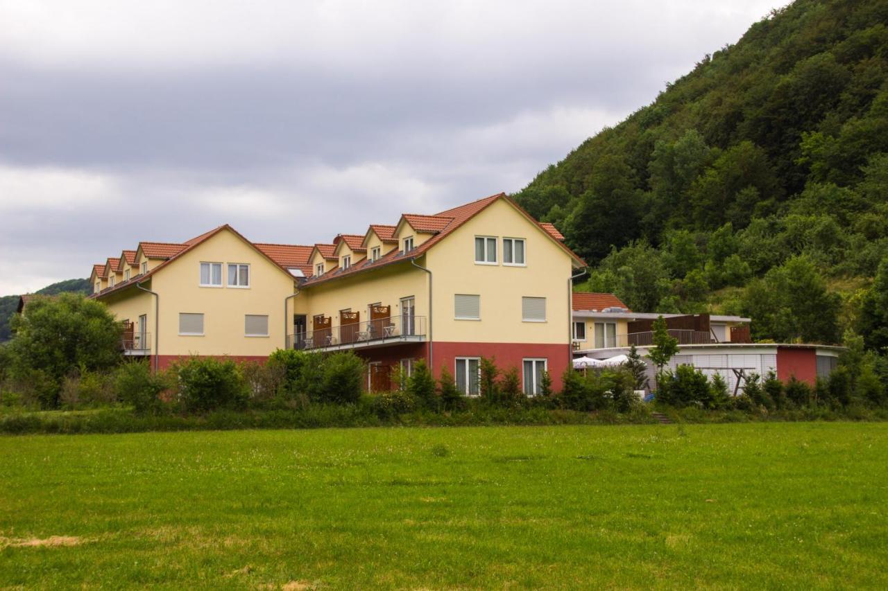 Hotel Restaurant Talblick Bad Ditzenbach Buitenkant foto