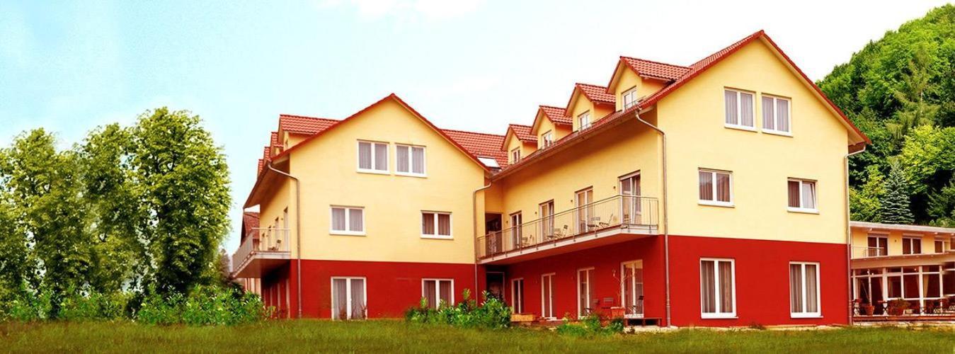 Hotel Restaurant Talblick Bad Ditzenbach Buitenkant foto
