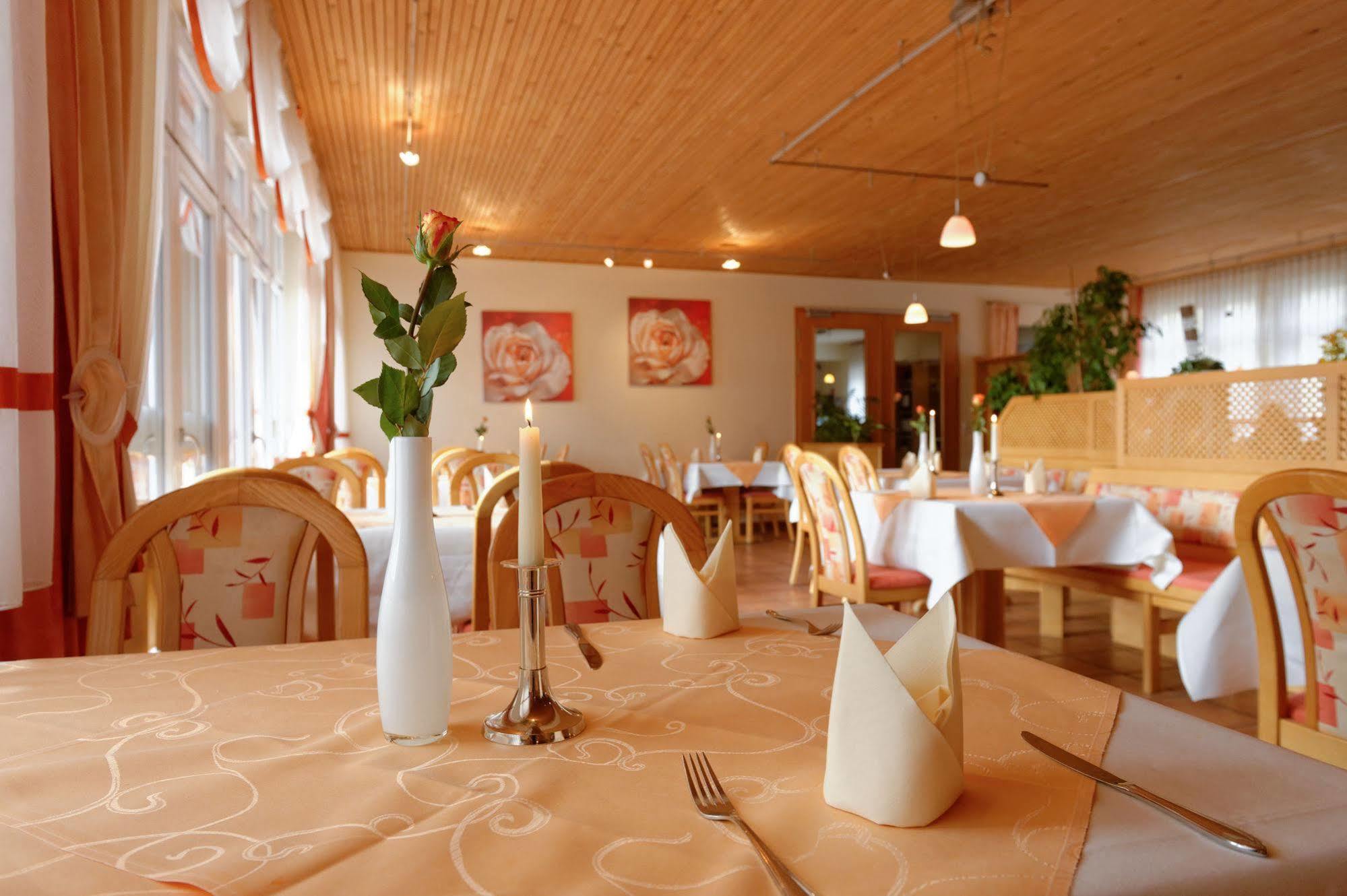 Hotel Restaurant Talblick Bad Ditzenbach Buitenkant foto