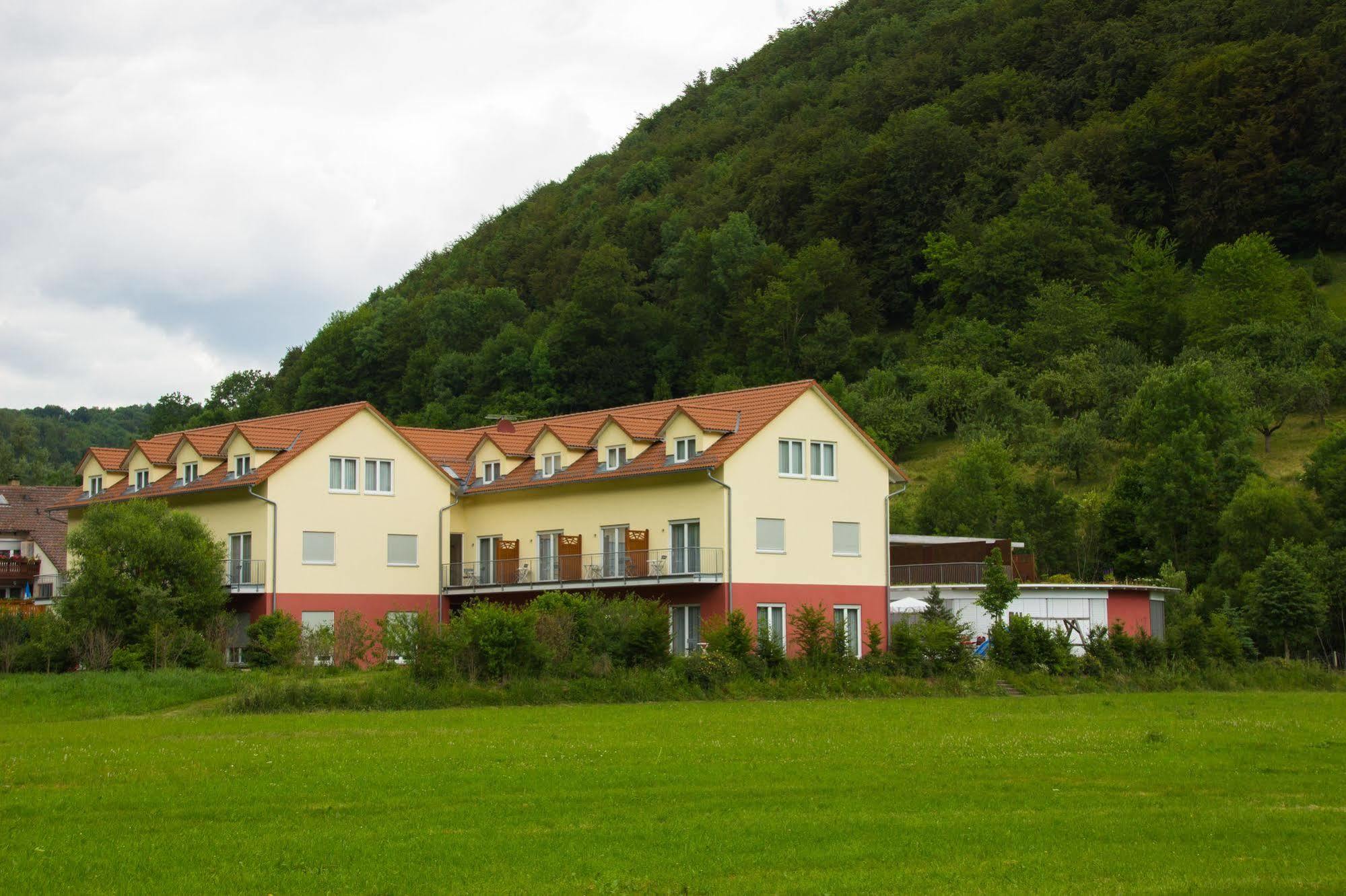 Hotel Restaurant Talblick Bad Ditzenbach Buitenkant foto